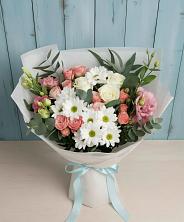 Букет цветов из:  Розы, Лизиантусы и Хризантемы в Коноково