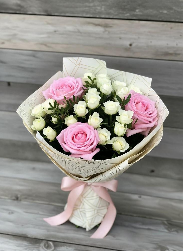 Букет цветов из: Розы в Коноково