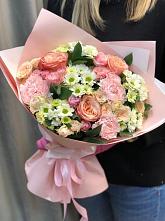 Букет цветов из:  Гвоздики, Розы и Хризантемы в Коноково