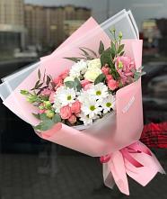 Букет цветов из:  Розы, Лизиантусы и Хризантемы в Коноково