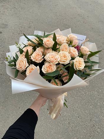 Букет Кремовые розы Латте в Коноково