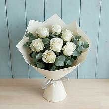 Букет Белые розы в Эвкалипте в Коноково